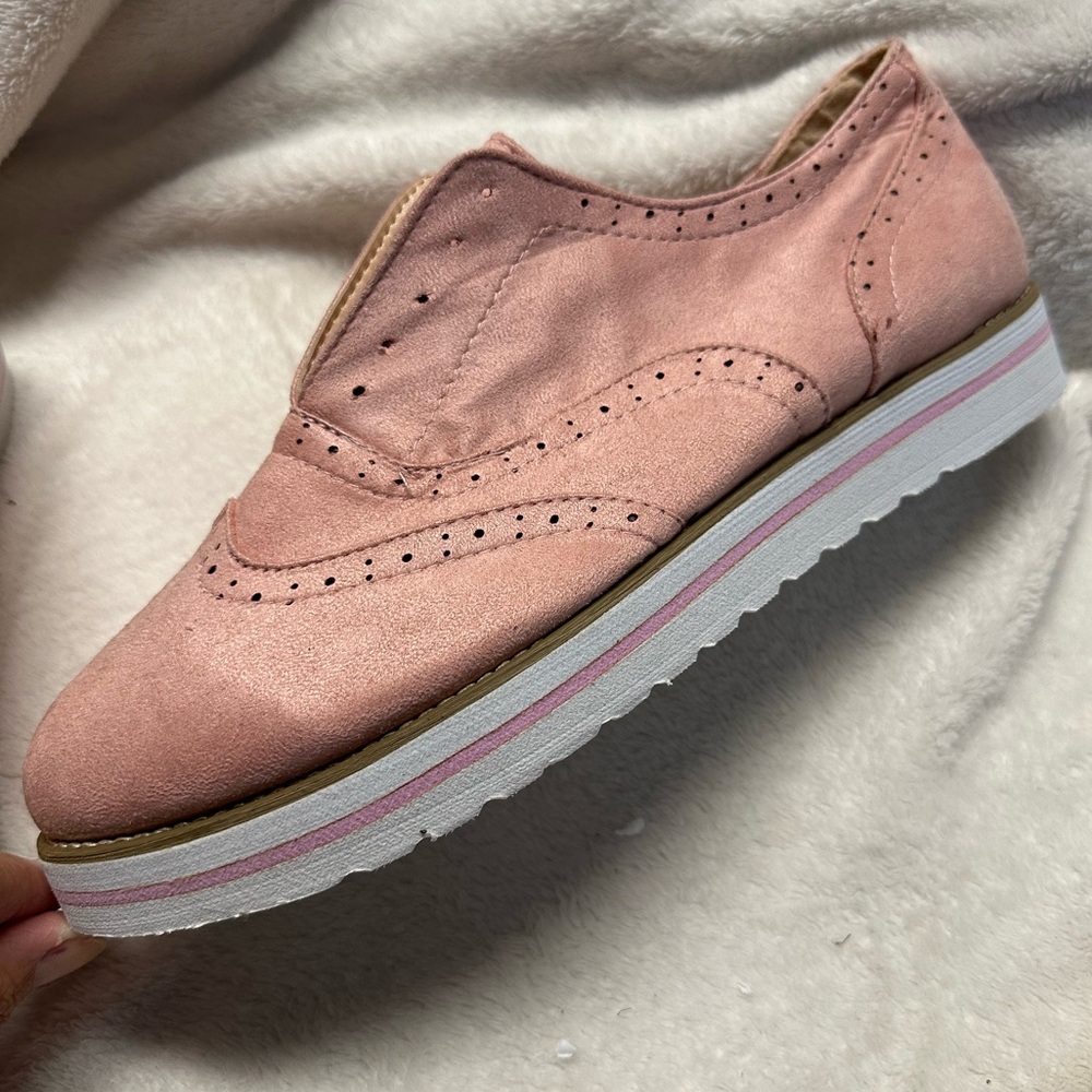 Pink Oxford Woman’s Shoes, Sz 10 (42 EU) NWOT